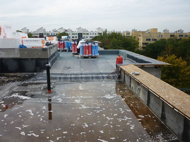 13.10.2014 - Dach über Bauteil "B"