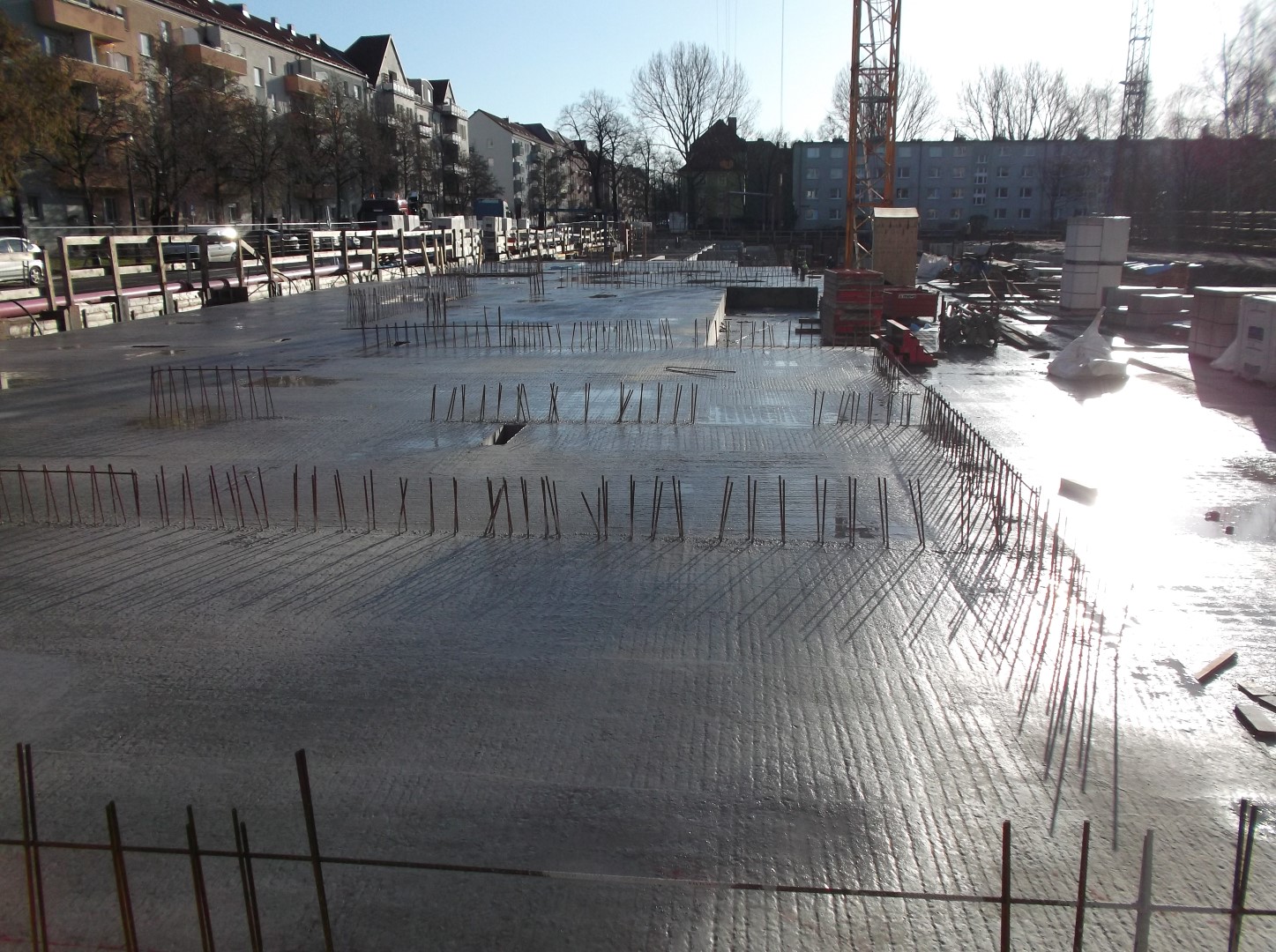07.01.2014 - Fertig betonierte Decke über Tiefgarage